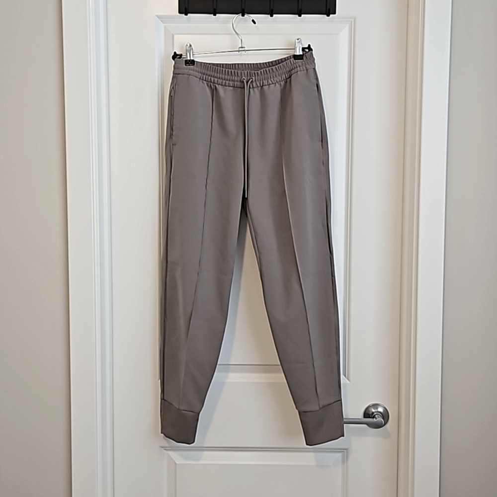 Athleta Endeavor Jogger